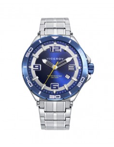 La esfera azul de este reloj para hombre, adornada con índices y números árabes, se complementa con agujas de horas en color pl