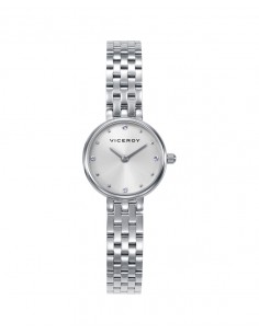 Brillo y elegancia atemporales: este reloj de mujer destaca por su caja y brazalete de acero que aportan un estilo sofisticado 