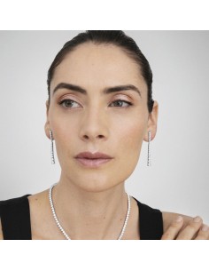 Momentos para brillar combina a la perfección diseños que se resisten al paso del tiempo con joyas más innovadoras. Joyas elega 2