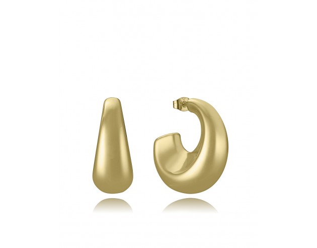 Unos pendientes que irradian elegancia y presencia en un diseño moderno. Fabricados en acero con un acabado IP dorado, estos pe