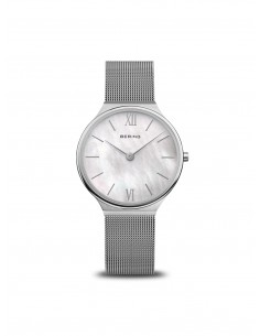 Brillo sereno  una oda a la luz del Ártico.

Este reloj para mujer de la colección Ultra Slim de BERING captura la belleza s